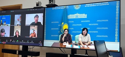 Президент Архиві дипломаттарға арналған оқыту семинарын өткізді фото галереи 4